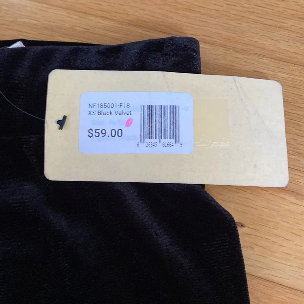 NWT Black Velvet Leggings Size XS - Picture 6 of 8